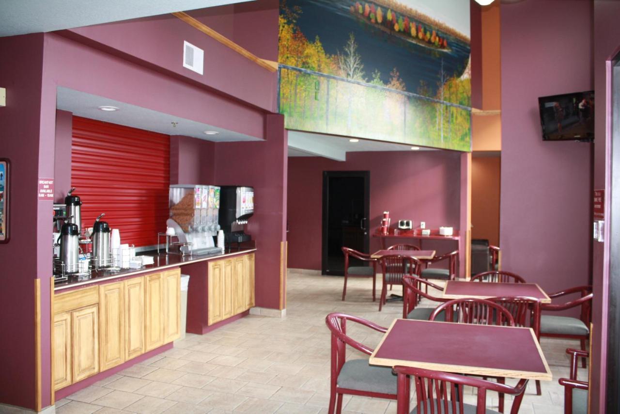 טאווס סיטי Bay Inn מראה חיצוני תמונה